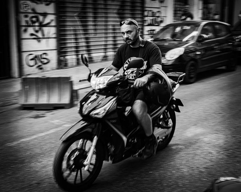Street photograph by Rob Adams (11 of 22)
